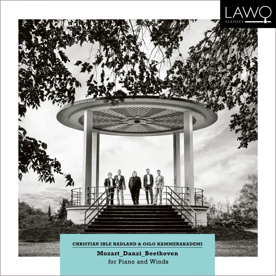 Review of BEETHOVEN; MOZART Quintets for Piano and Winds